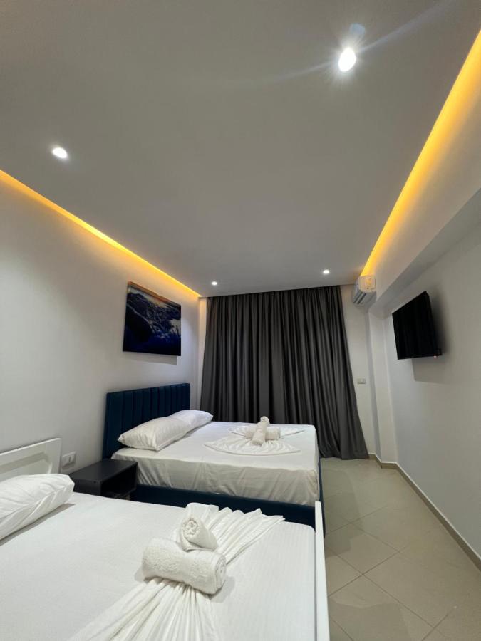 E&L Luxury Apartments Sarande Bagian luar foto