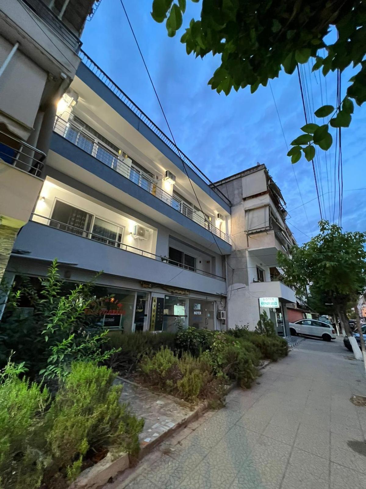 E&L Luxury Apartments Sarande Bagian luar foto